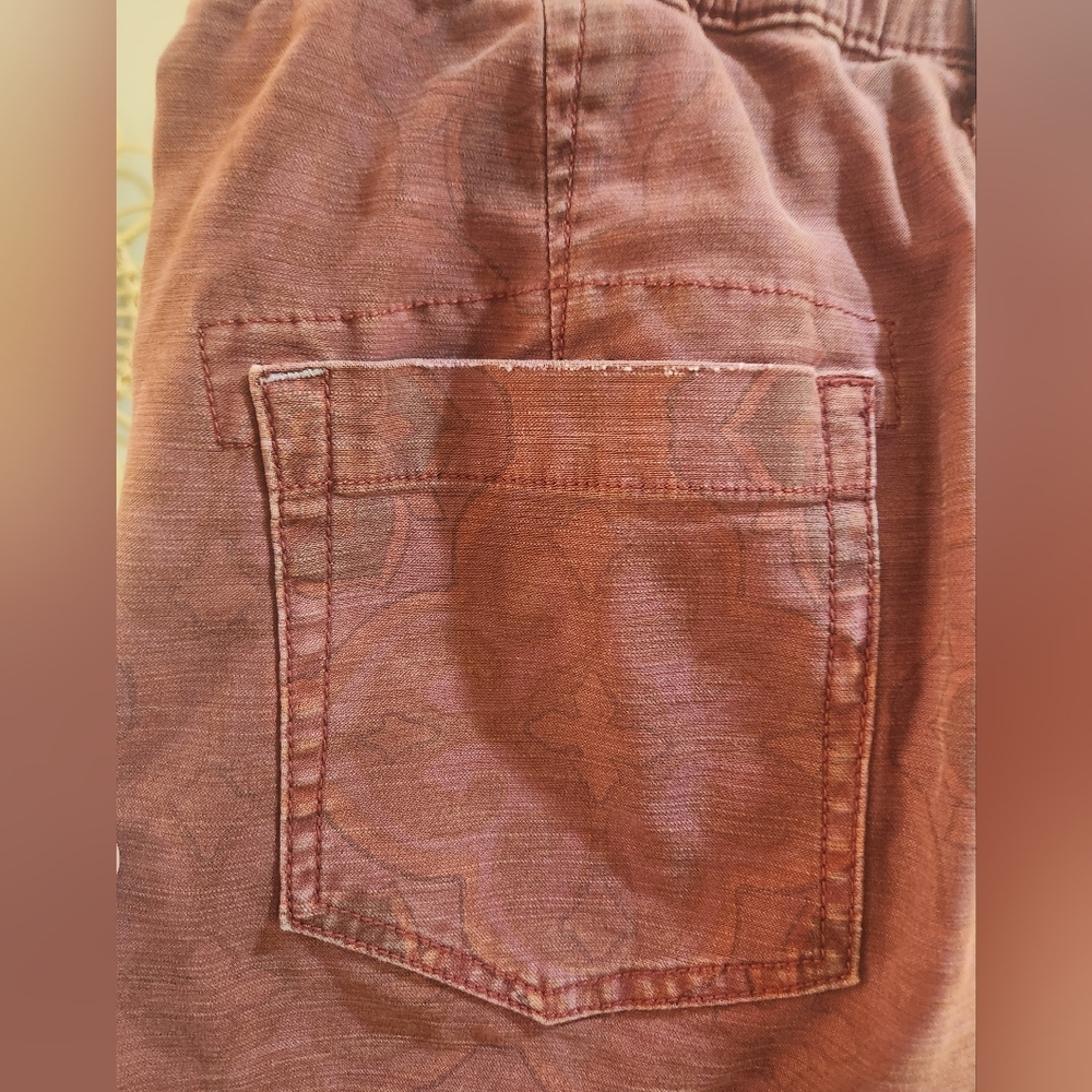 Pilcro The Trailblazer Patchwork Red Maroon Joggers Trousers Size M - Picture 5 of 10
